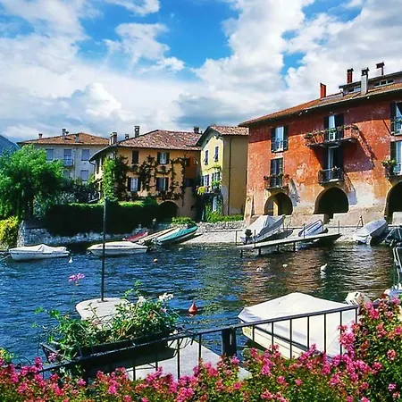 Betty's House 3 Central Mandello del Lario