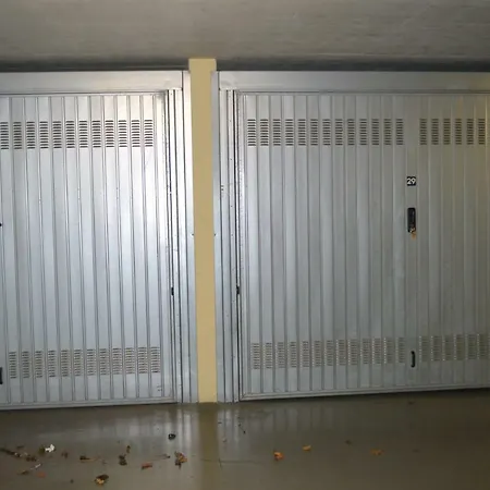בית נופש Betty's House 3 Central מנדלו דל לאריו